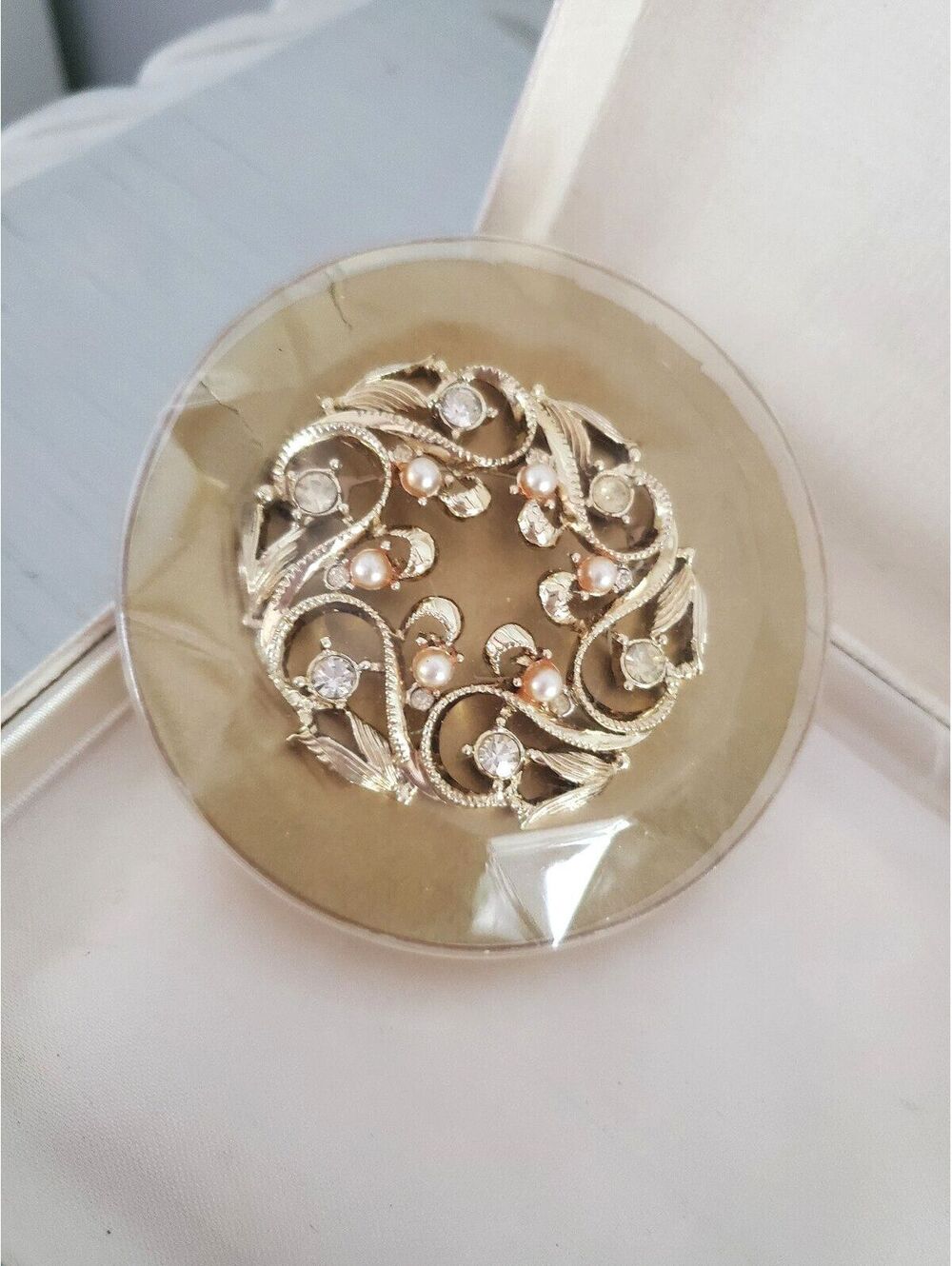 Vintage 1959 Sarah Coventry Coronation Brooch Pin